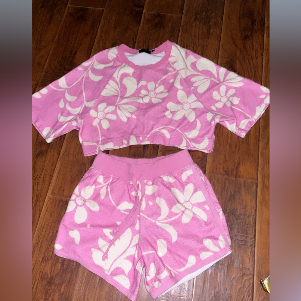 Out from under pink set from Urban Outfitters💕